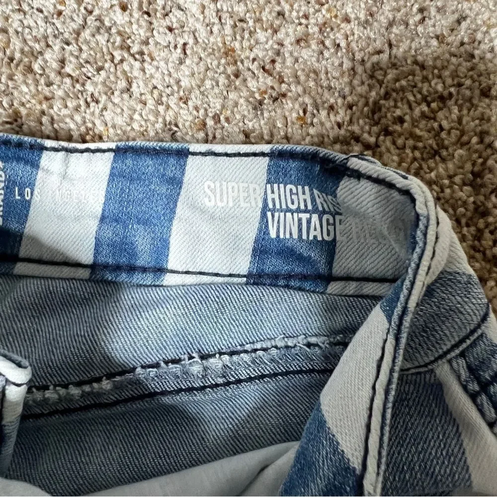 Rewash Juniors‎ Super High Rise Wedge Vintage Reunion Striped Shorts Size 5/27